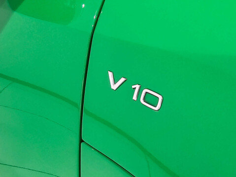 Audi R8 5.2 R8 Spyder Quattro V10 Semi-Auto 4WD 2dr 40