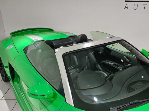 Audi R8 5.2 R8 Spyder Quattro V10 Semi-Auto 4WD 2dr 53