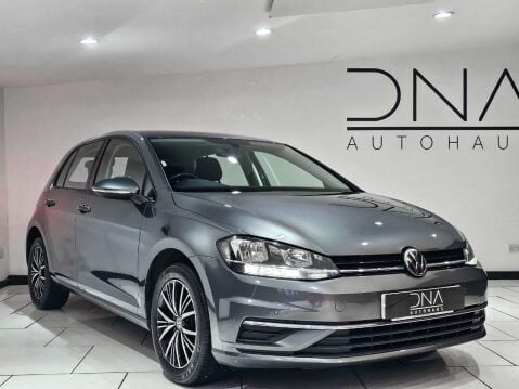 Volkswagen Golf 1.6 Golf SE Nav TDI BlueMotion Technology 5dr 2