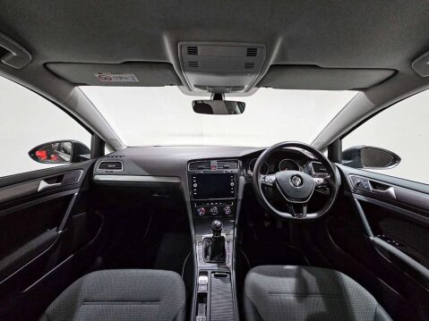 Volkswagen Golf 1.6 Golf SE Nav TDI BlueMotion Technology 5dr 6