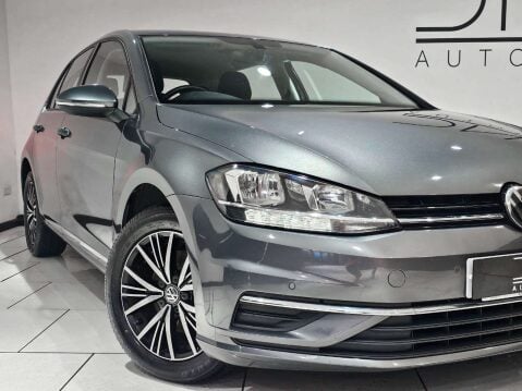 Volkswagen Golf 1.6 Golf SE Nav TDI BlueMotion Technology 5dr 23