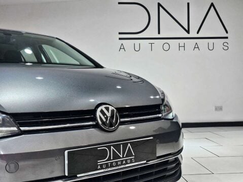 Volkswagen Golf 1.6 Golf SE Nav TDI BlueMotion Technology 5dr 24