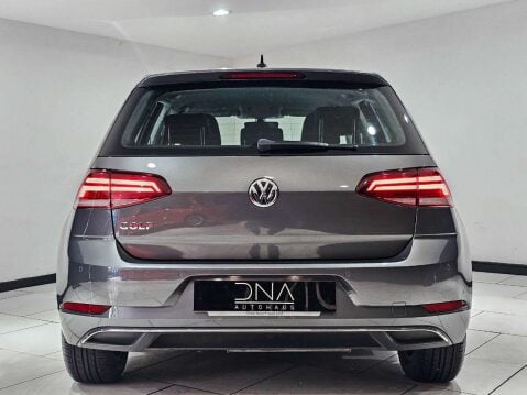 Volkswagen Golf 1.6 Golf SE Nav TDI BlueMotion Technology 5dr 31