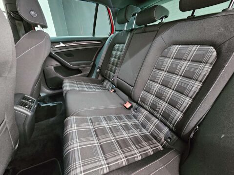 Volkswagen Golf 2.0 Golf GTD 5dr 19