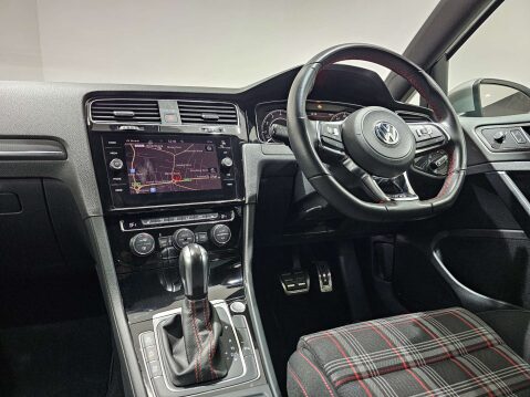 Volkswagen Golf 2.0 Golf GTi Performance TSi Semi-Auto 5dr 24