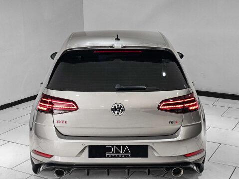 Volkswagen Golf 2.0 Golf GTi Performance TSi Semi-Auto 5dr 35