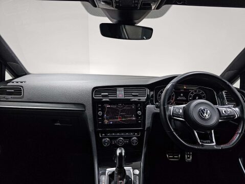 Volkswagen Golf 2.0 Golf GTi Performance TSi Semi-Auto 5dr 41
