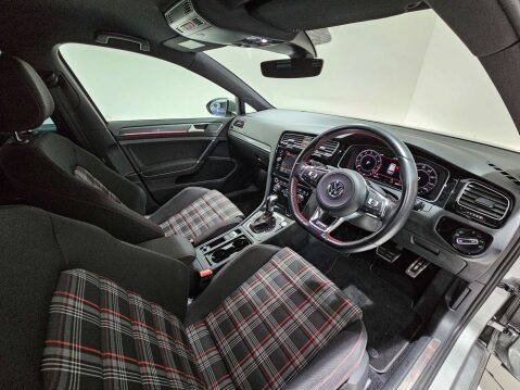 Volkswagen Golf 2.0 Golf GTi Performance TSi Semi-Auto 5dr 42