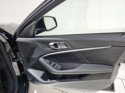 BMW 1 Series 1.5 118I M Sport Auto 5dr 38