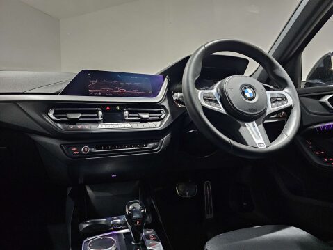 BMW 1 Series 1.5 118I M Sport Auto 5dr 21