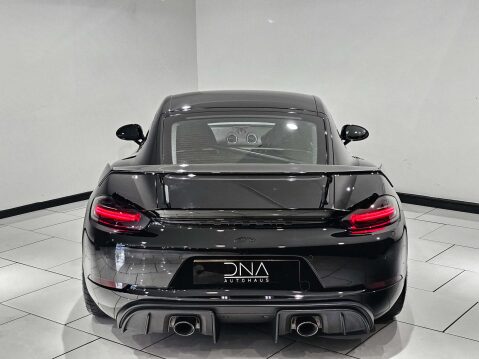 Porsche 718 4.0 718 Cayman GT4 3dr 38