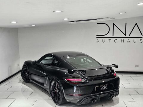 Porsche 718 4.0 718 Cayman GT4 3dr 40