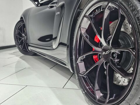 Porsche 718 4.0 718 Cayman GT4 3dr 42