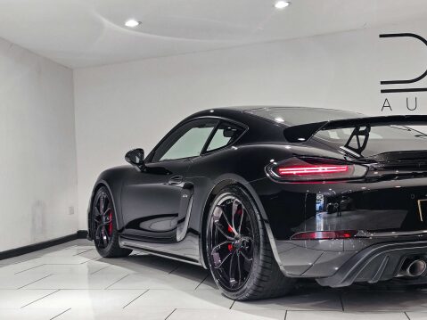 Porsche 718 4.0 718 Cayman GT4 3dr 43