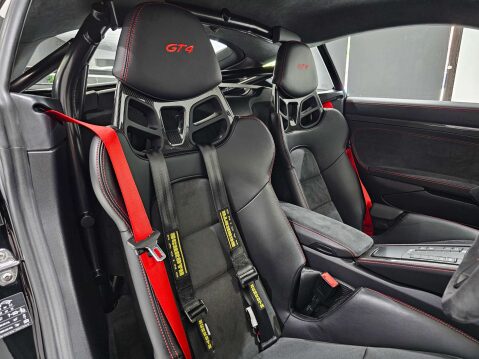 Porsche 718 4.0 718 Cayman GT4 3dr 45