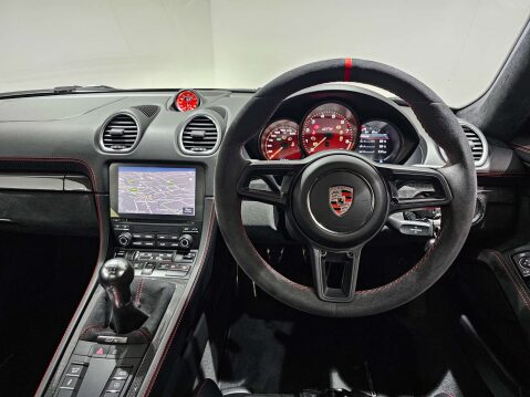 Porsche 718 4.0 718 Cayman GT4 3dr 46