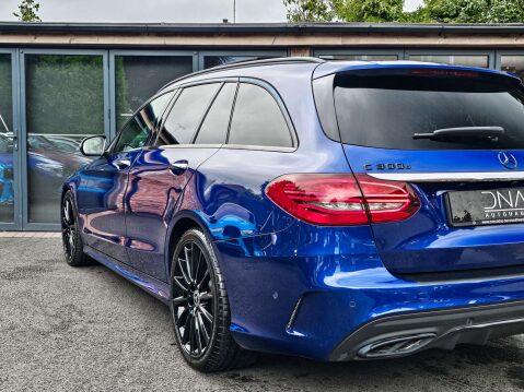 Mercedes-Benz C Class 2.0 C 300 AMG Line Night Edition Premium+ D Auto 5dr 42
