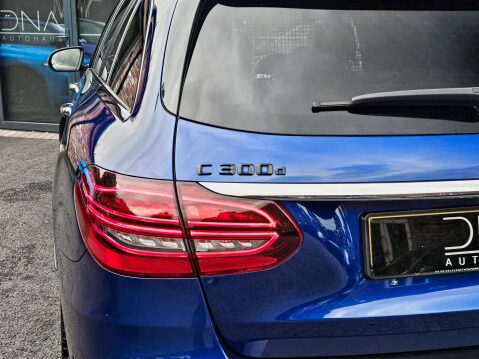 Mercedes-Benz C Class 2.0 C 300 AMG Line Night Edition Premium+ D Auto 5dr 41