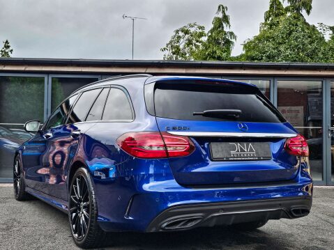 Mercedes-Benz C Class 2.0 C 300 AMG Line Night Edition Premium+ D Auto 5dr 10