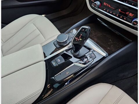 BMW 5 Series 2.0 520d xDrive SE Auto 4WD 5dr 31