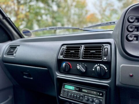 Ford Escort 1.6 Escort XR3 Injection 3dr 6