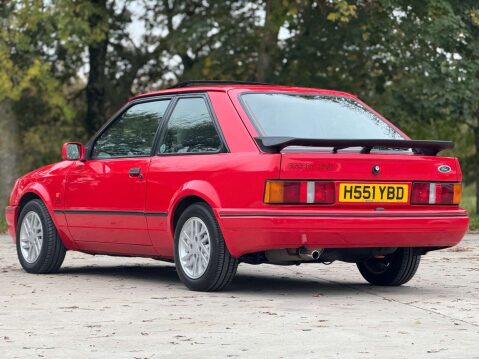 Ford Escort 1.6 Escort XR3 Injection 3dr 30