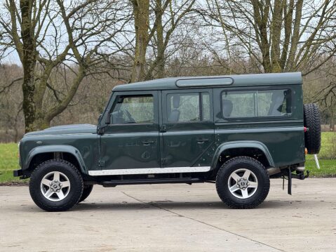 Land Rover Defender 2.2 Defender 110 TD 4WD 2dr 24