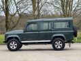 Land Rover Defender 2.2 Defender 110 TD 4WD 2dr 24
