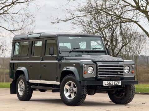 Land Rover Defender 2.2 Defender 110 TD 4WD 2dr 1