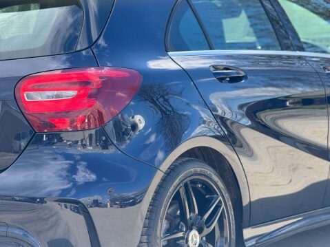 Mercedes-Benz A Class 1.6 A 180 AMG Line Exeutive Auto 5dr 9