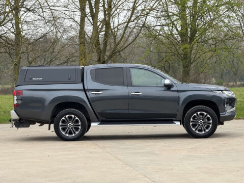 Mitsubishi L200 2.3 L200 Barbarian X DI-D Auto 4WD 17