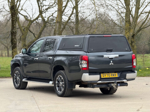 Mitsubishi L200 2.3 L200 Barbarian X DI-D Auto 4WD 29