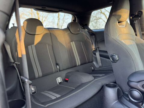 Mini Hatch 2.0 John Cooper Works 3dr 19