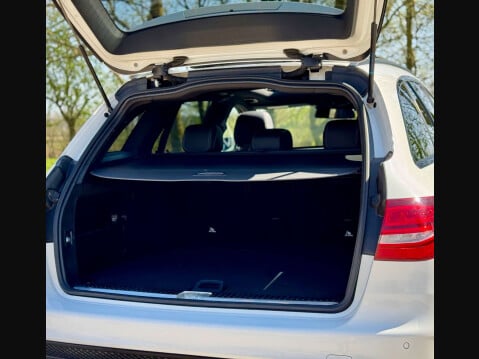 Mercedes-Benz C Class 2.1 C250 D AMG Line Premium+ Auto 5dr 25