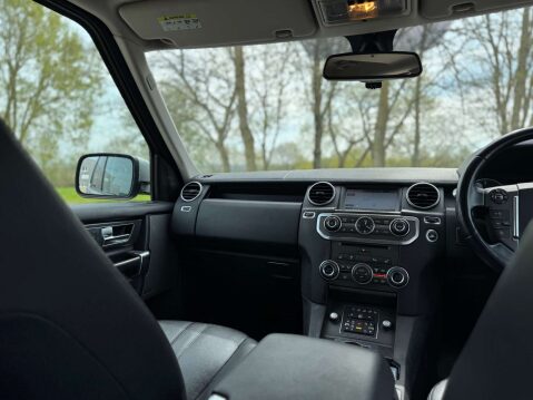 Land Rover Discovery 3.0 Discovery XS SDV6 Auto 4WD 5dr 4