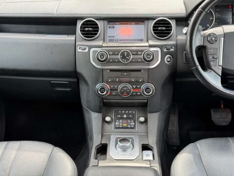 Land Rover Discovery 3.0 Discovery XS SDV6 Auto 4WD 5dr 8