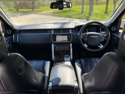 Land Rover Range Rover 4.4 Range Rover Vogue SE SDV8 Auto 4WD 5dr 35