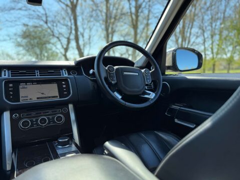 Land Rover Range Rover 4.4 Range Rover Vogue SE SDV8 Auto 4WD 5dr 38