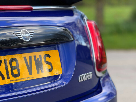 Mini Convertible 1.5 Cooper 2dr 31