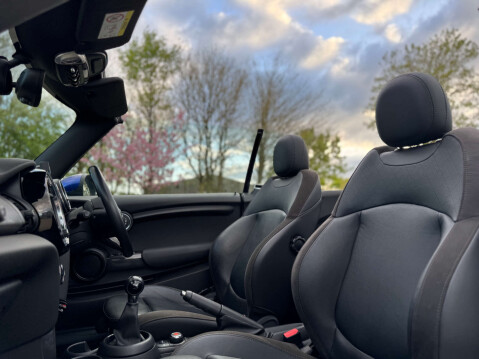 Mini Convertible 1.5 Cooper 2dr 36