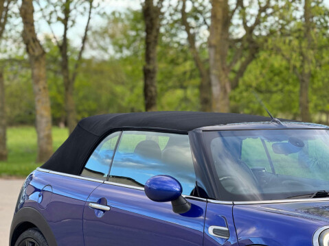 Mini Convertible 1.5 Cooper 2dr 45