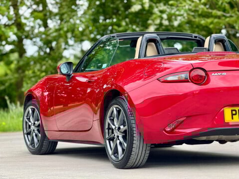 Mazda MX-5 2.0 MX-5 Sport Nav 2dr 7