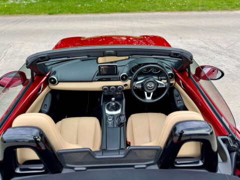 Mazda MX-5 2.0 MX-5 Sport Nav 2dr 31