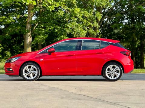 Vauxhall Astra 1.4 Astra SRi Nav T 5dr 23