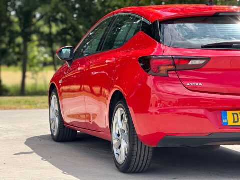 Vauxhall Astra 1.4 Astra SRi Nav T 5dr 12