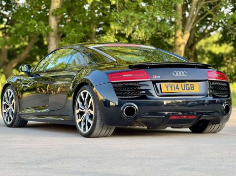 Audi R8 5.2 R8 Quattro V10 Semi-Auto 4WD 2dr 3