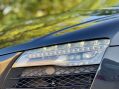 Audi R8 5.2 R8 Quattro V10 Semi-Auto 4WD 2dr 10