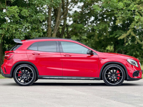 Mercedes-Benz GLA 2.0 GLA45 AMG 4Matic Auto 4WD 5dr 33