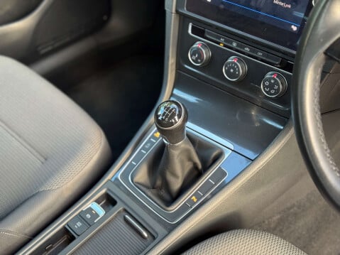 Volkswagen Golf 1.4 Golf SE Nav TSi BlueMotion Technology 5dr 10