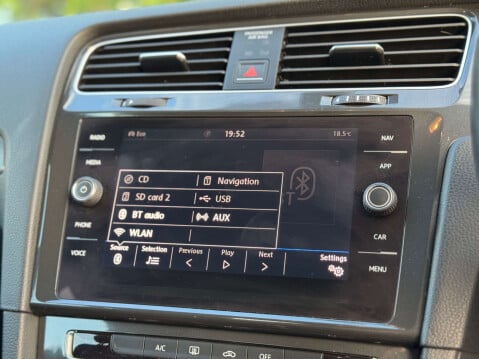 Volkswagen Golf 1.4 Golf SE Nav TSi BlueMotion Technology 5dr 20